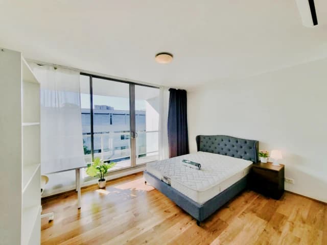2 bed 2 bath-038
