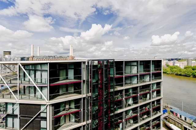 Riverlight Quay, Nine Elms image 2