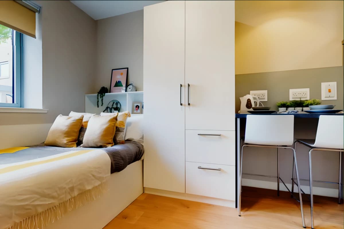 Centro House image