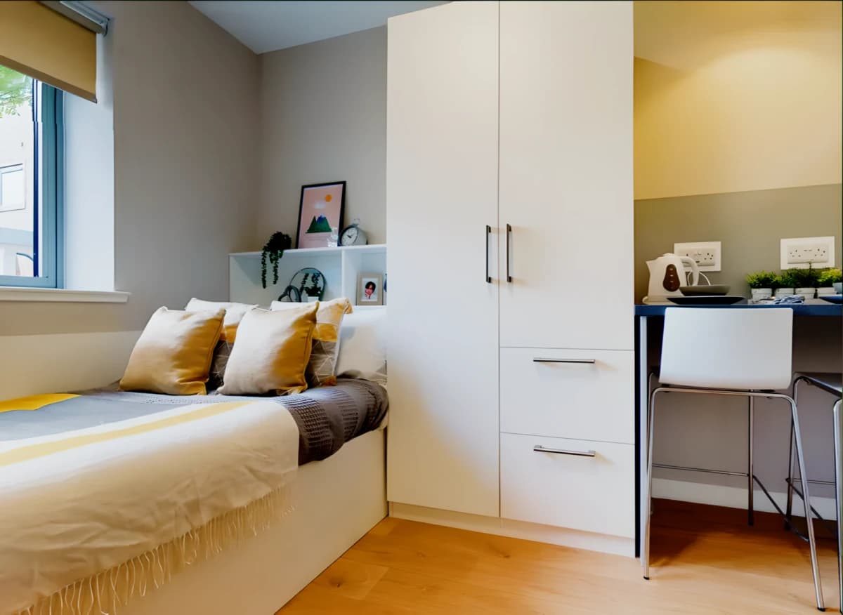 Centro House image