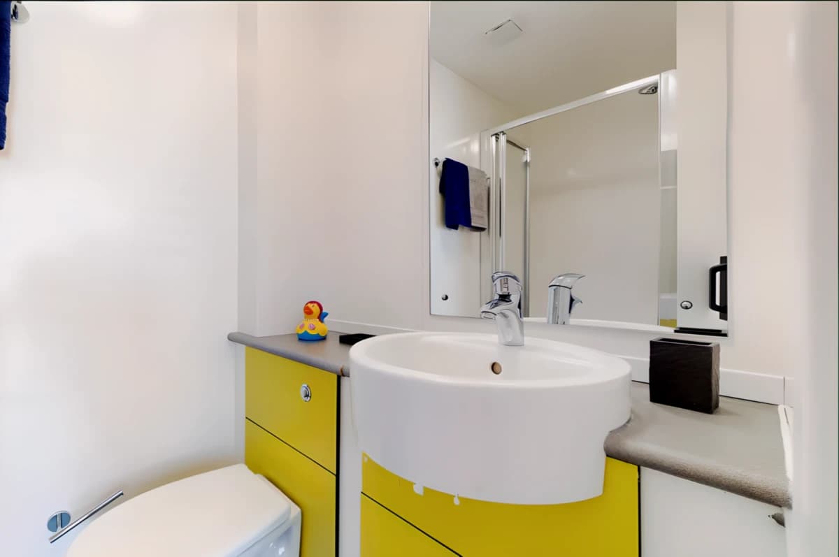 Centro House image