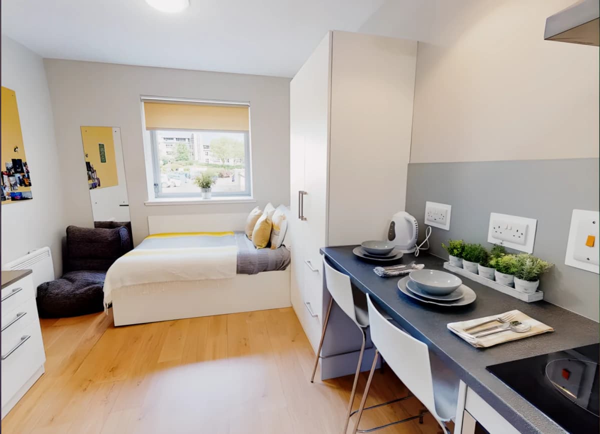 Centro House image