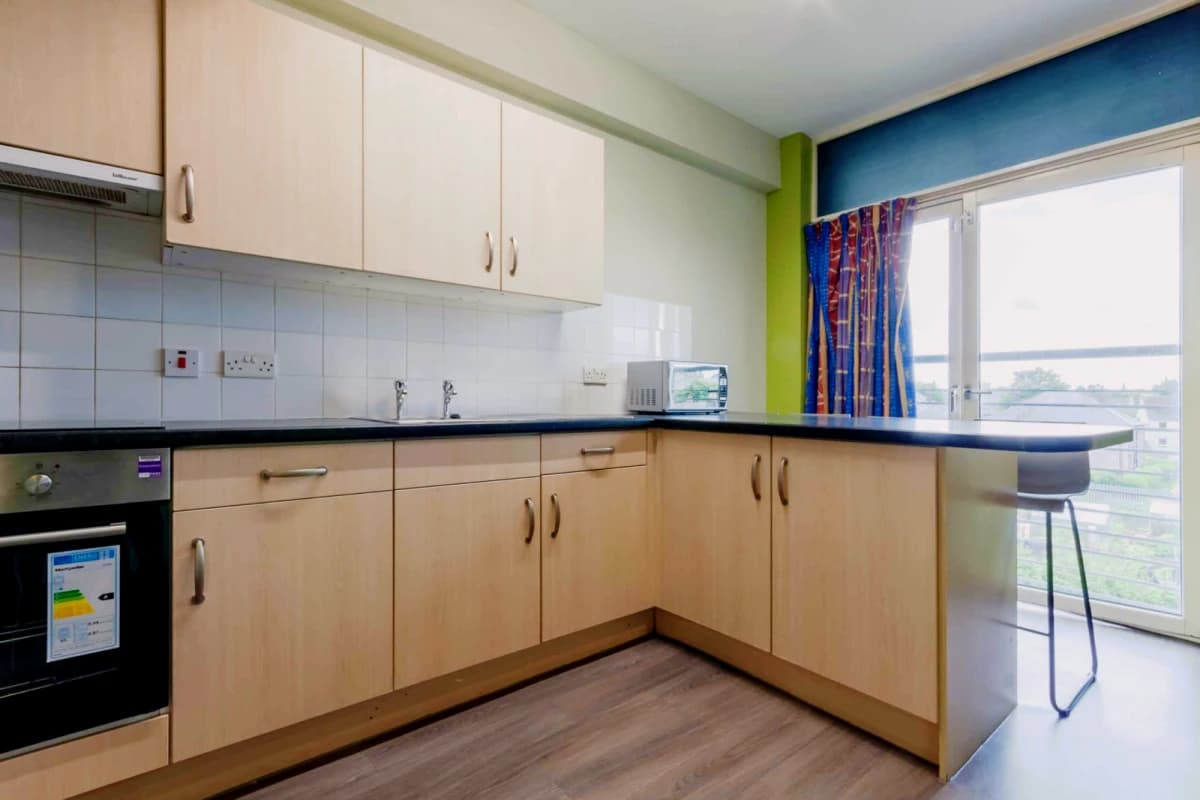 Ensuite – Platinum