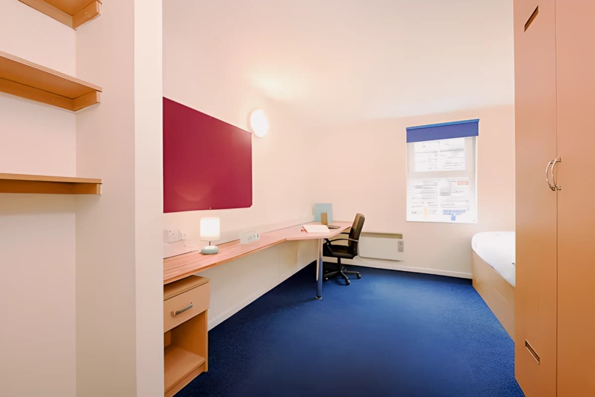 Ensuite - Bronze