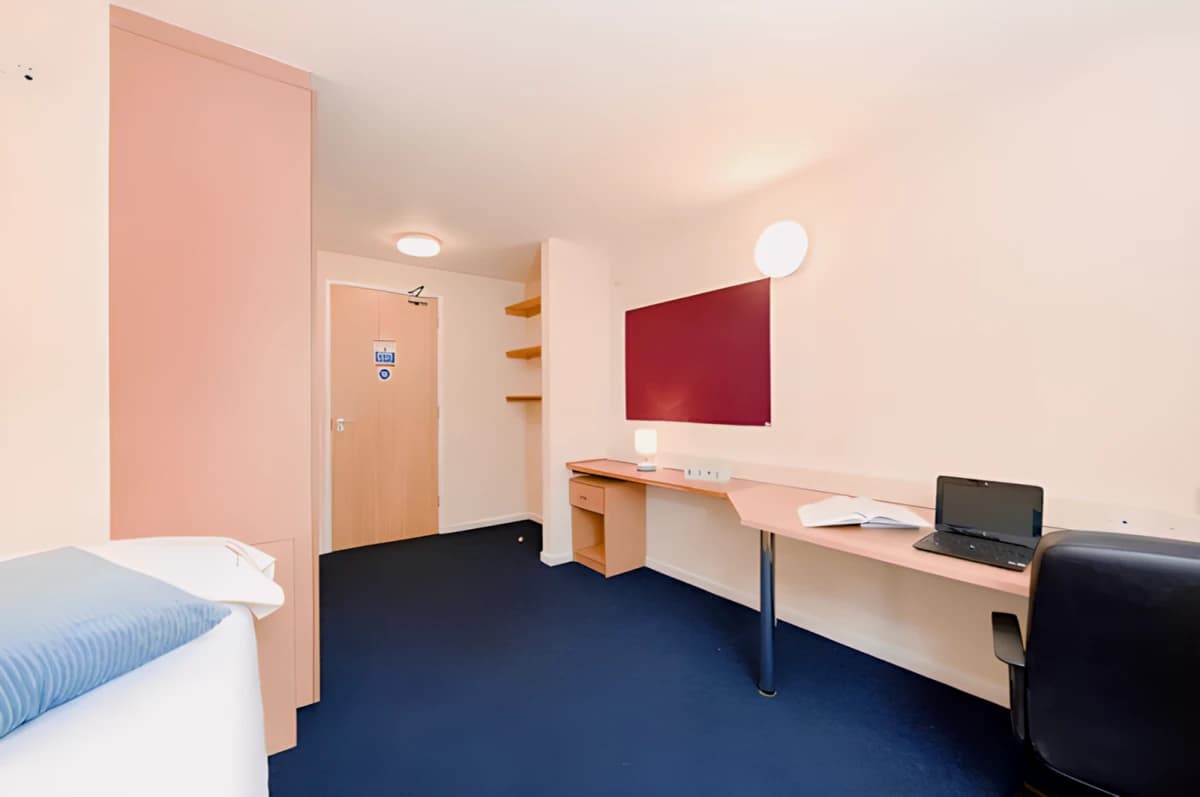 Ensuite - Bronze