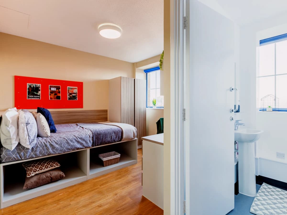 Ben Russell Court image
