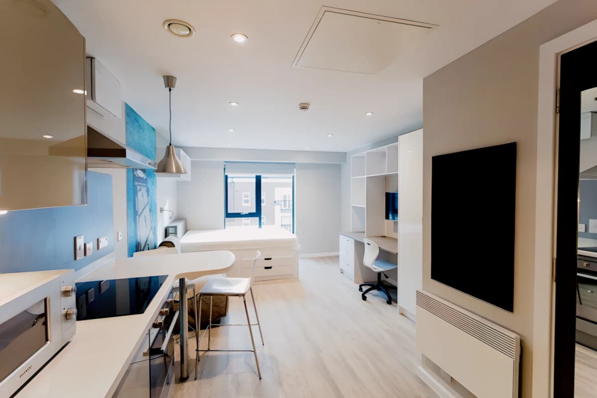 12-16 De Montfort Street image