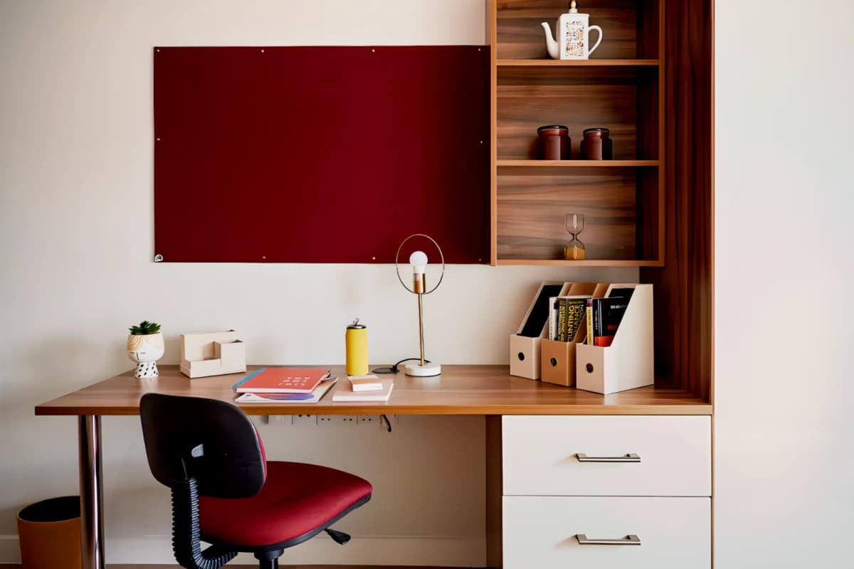 Deluxe Studio