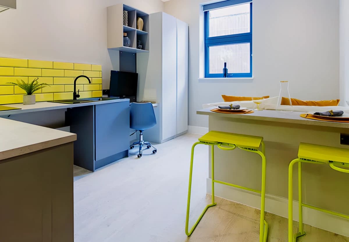 Lit Seven Sisters image