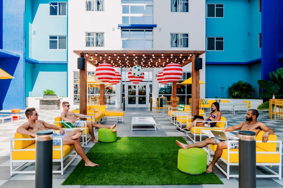 Outdoor Features