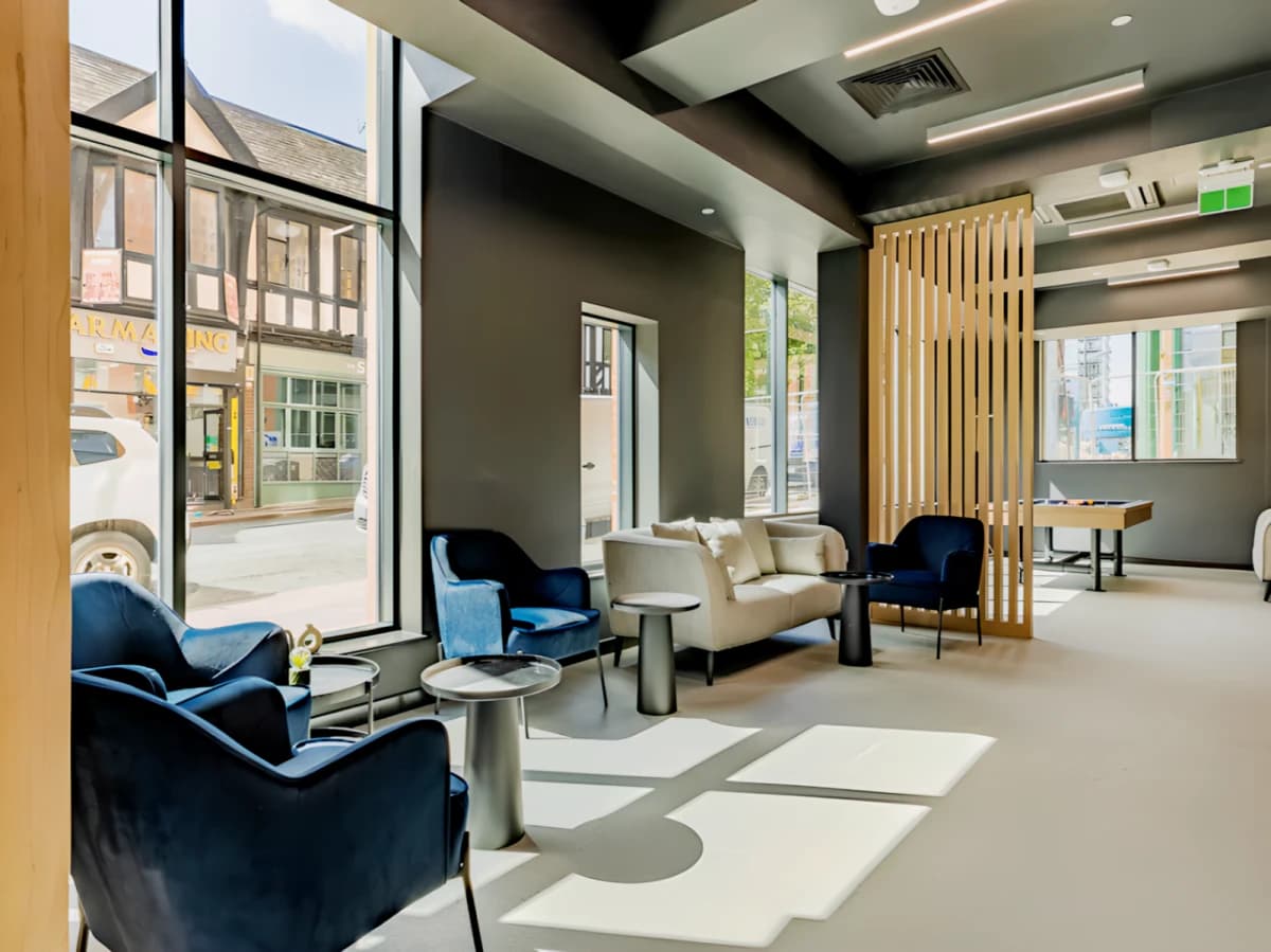 Straits Aire image