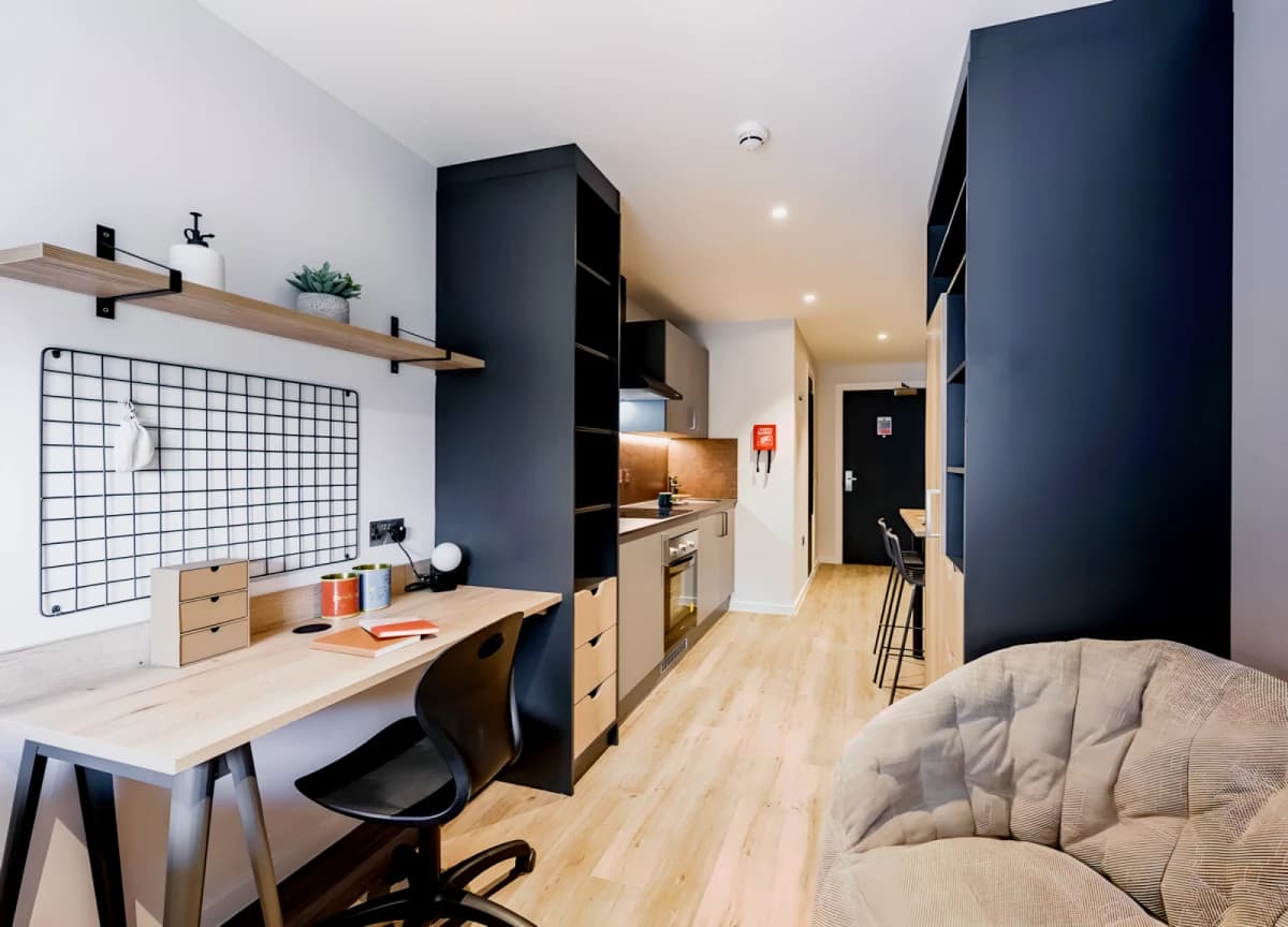 Premium Studio