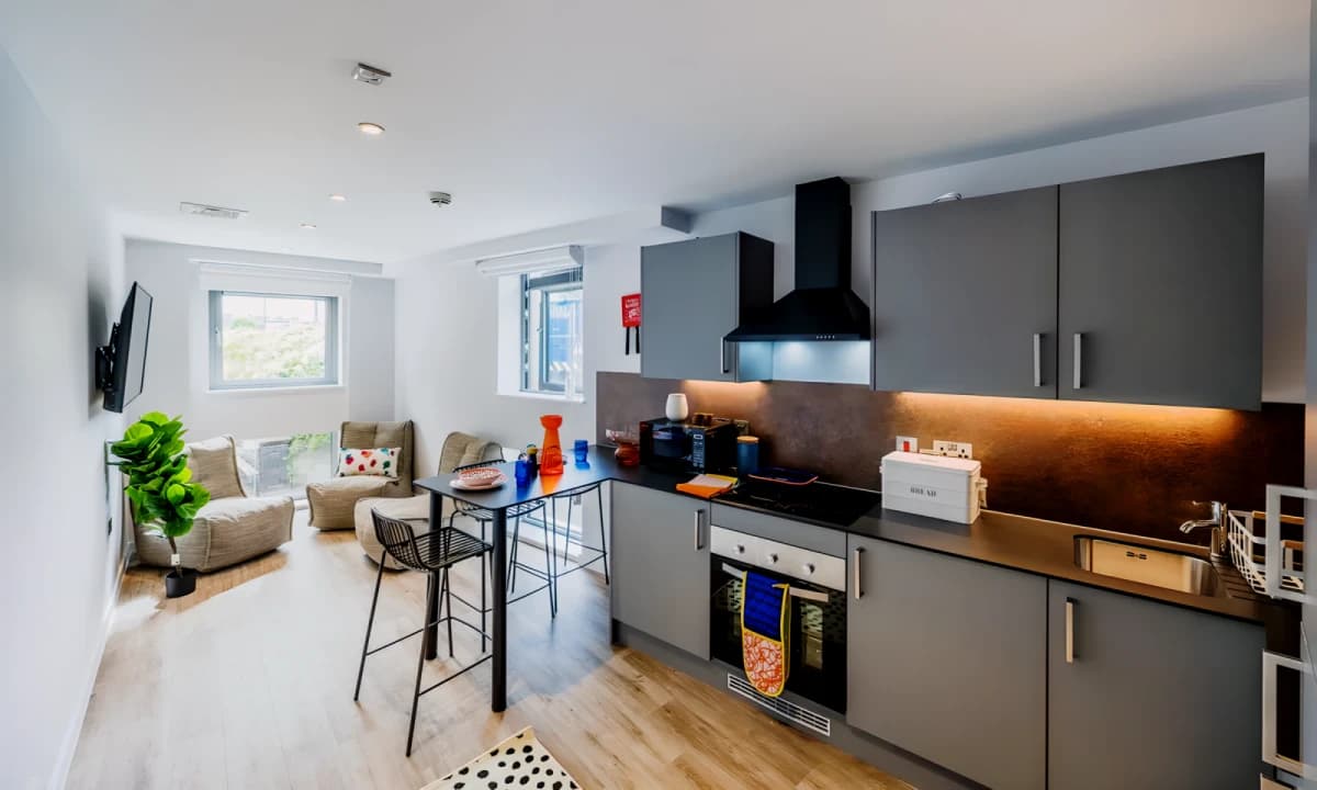 3 Bed En-suite