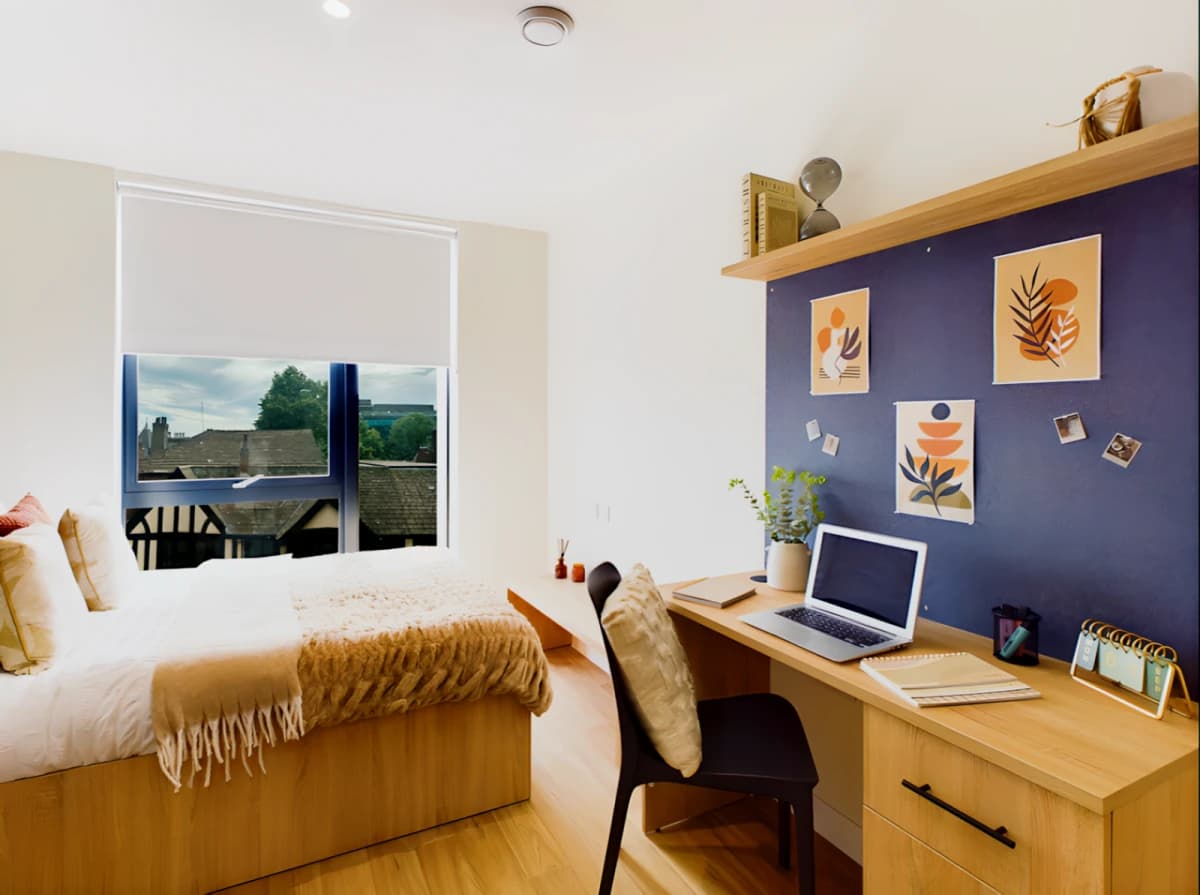 Straits Aire image