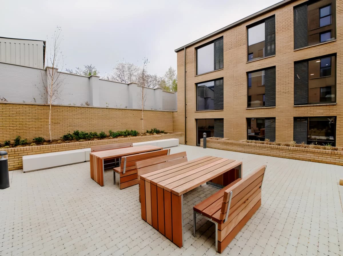 Outdoor Features