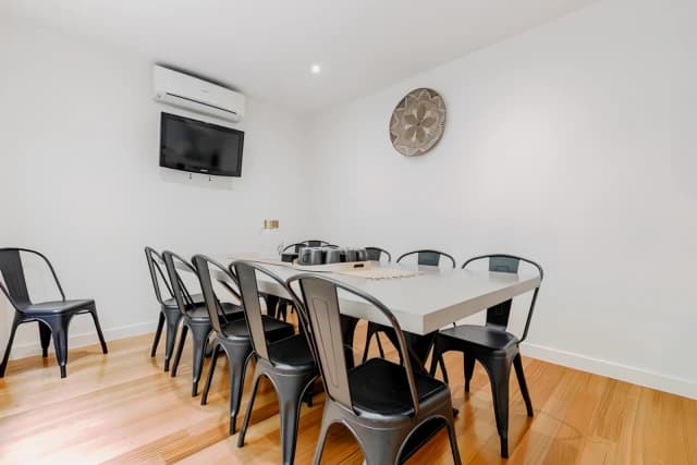 29 Drummond St image