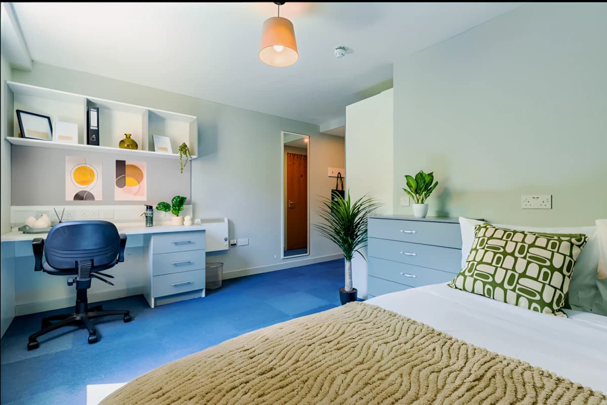 Gold Plus Ensuite