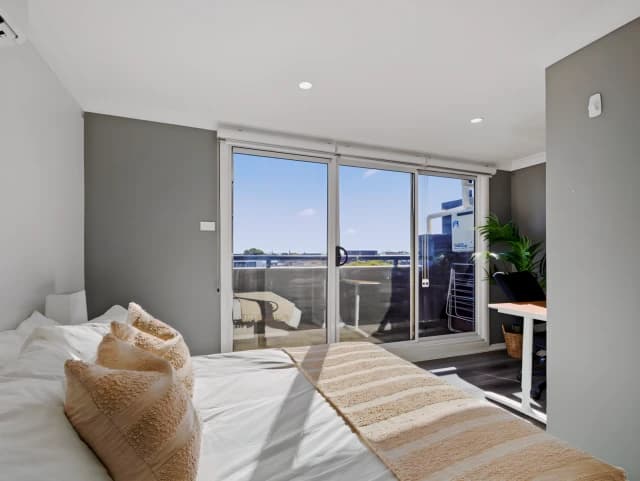Room 1