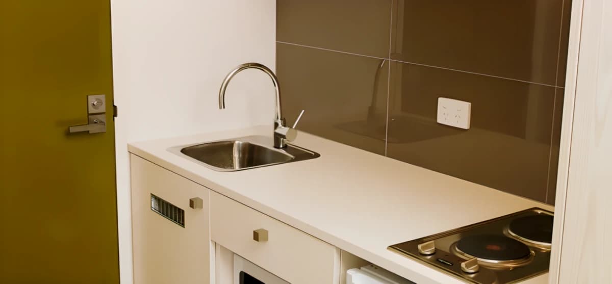 Student Living on Cobden image