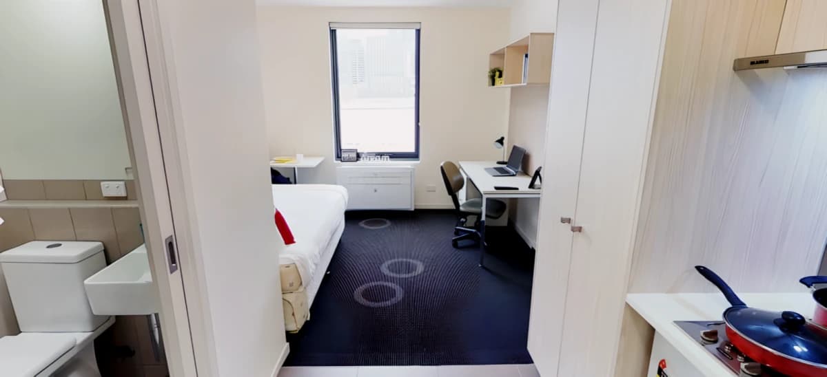 Student Living on Cobden image