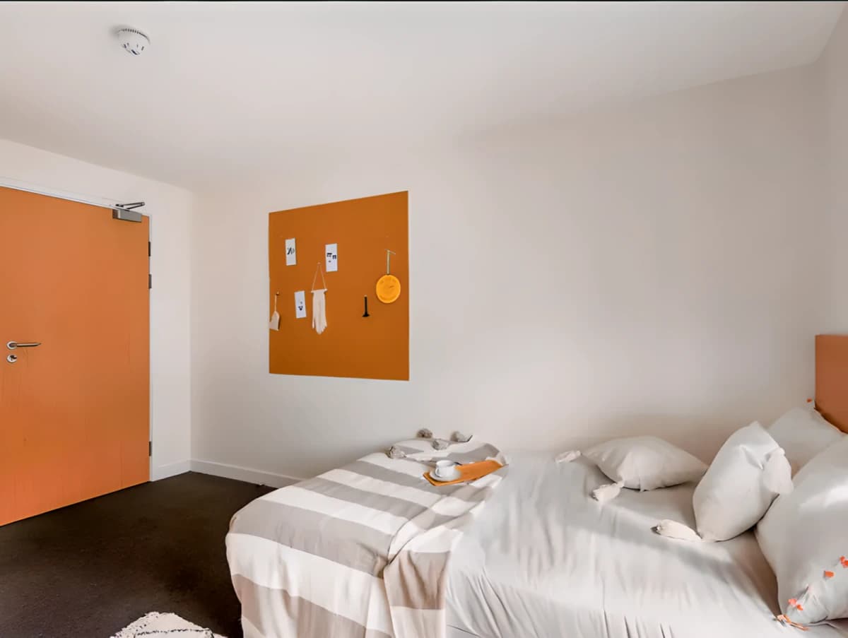 Bramall Court image