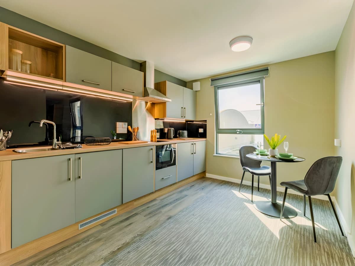 1 Bed Club Apartment
