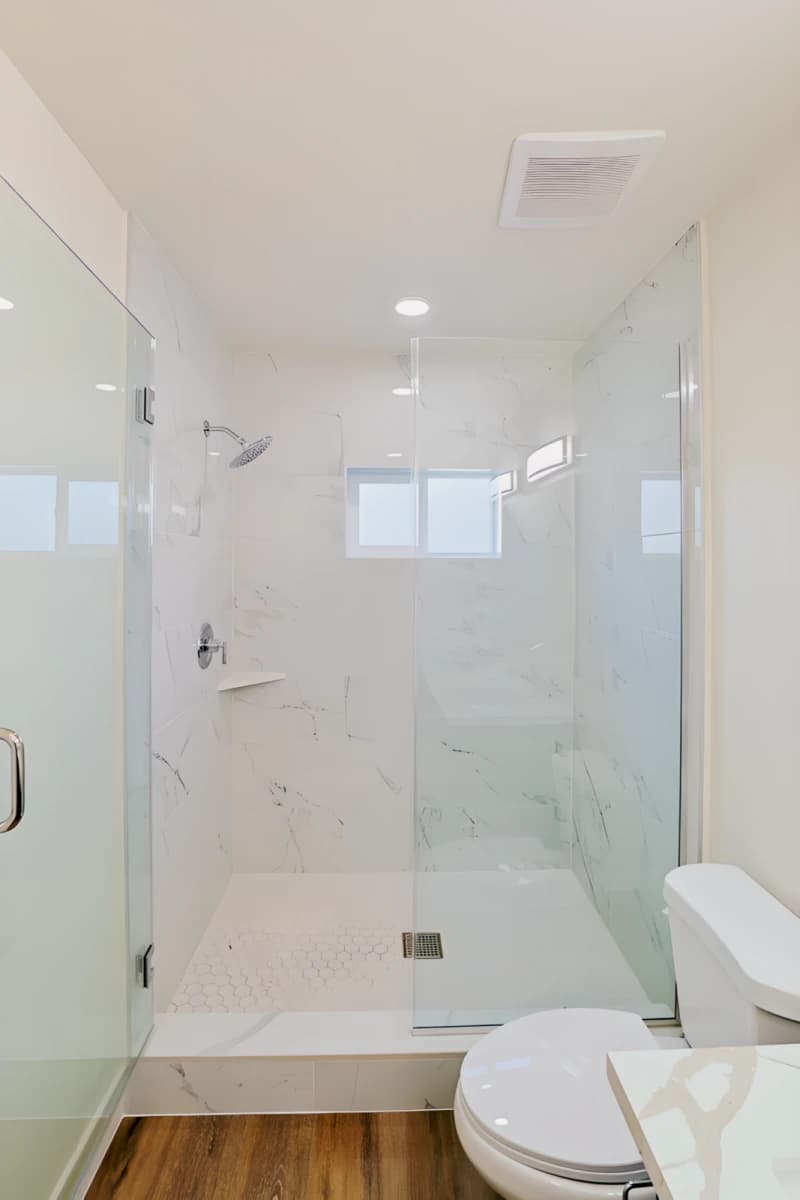 1424 W 29th St image