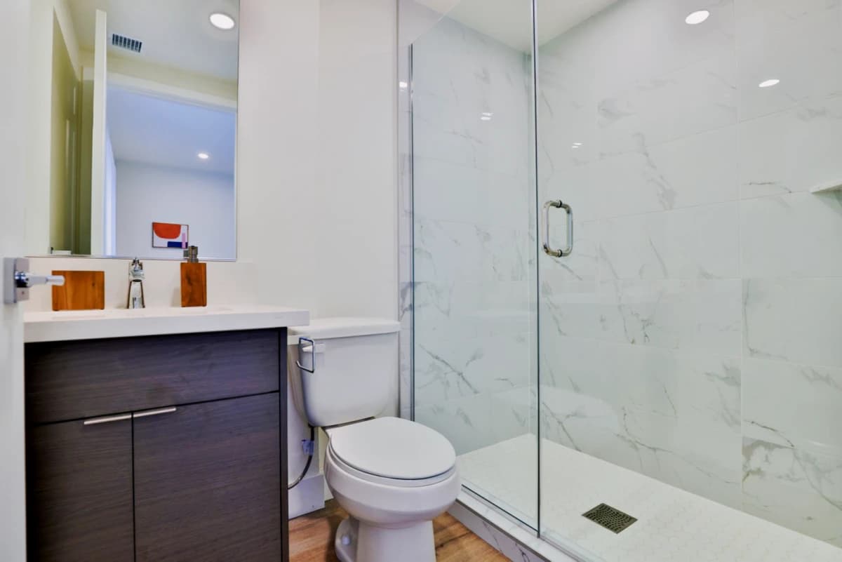 Premium Leo Apartments