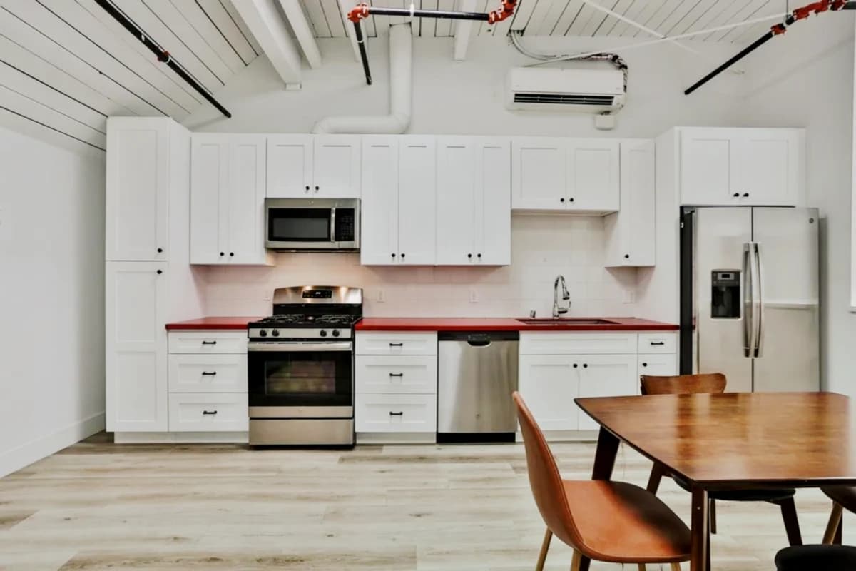 2909 Orchard Avenue image