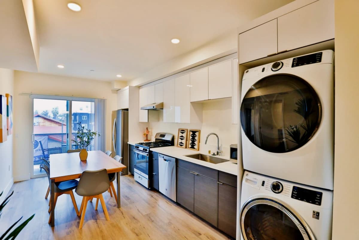 Premium Leo Apartments