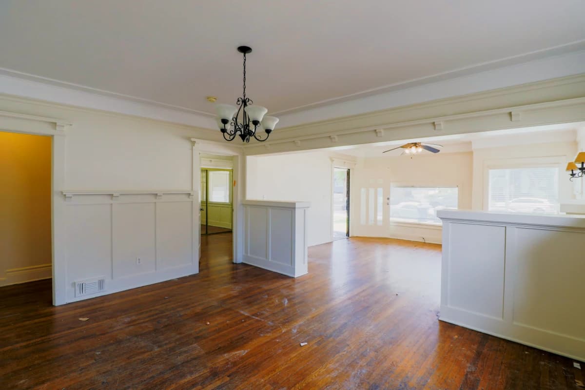 2815 Menlo Ave image