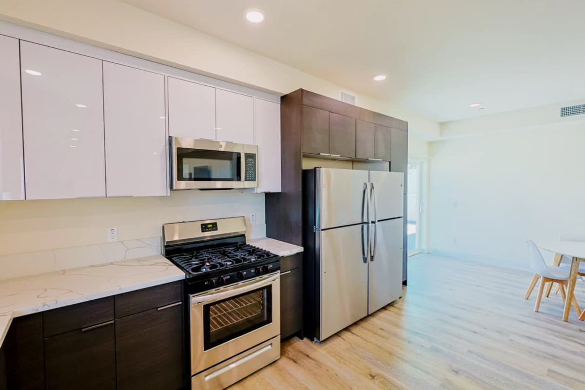 Perseus Apartments