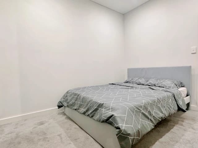 2 bed 2 bath-10306