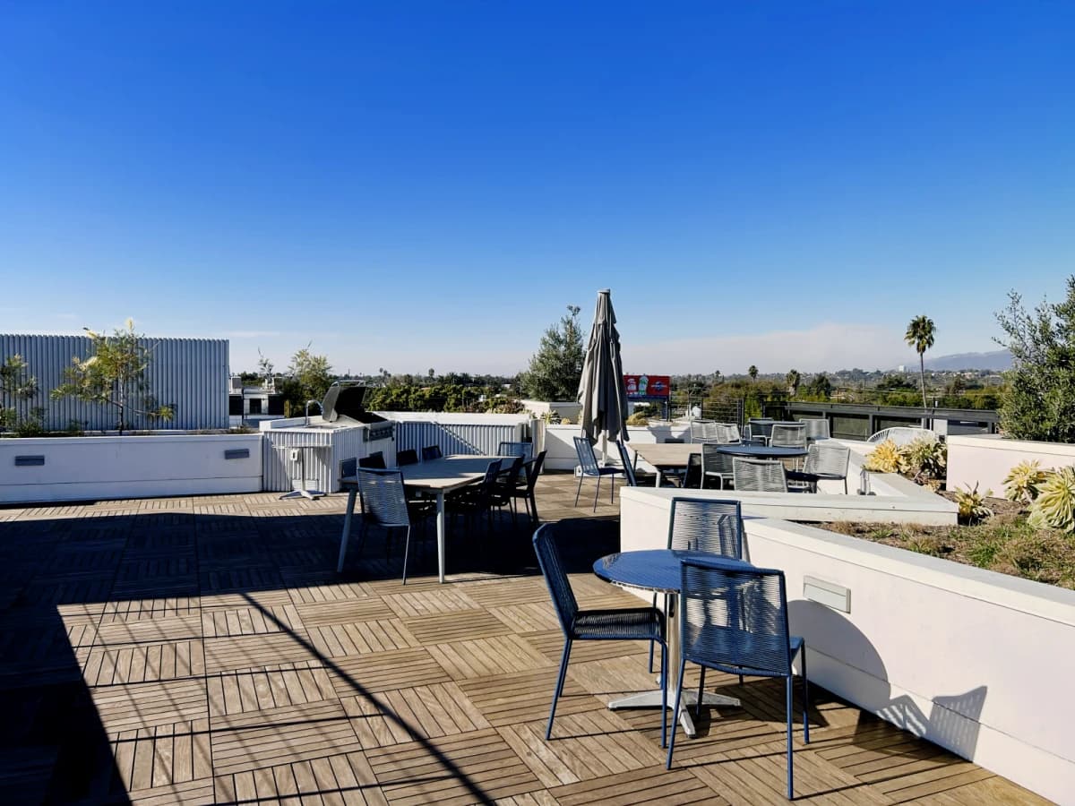 Solaire Venice image