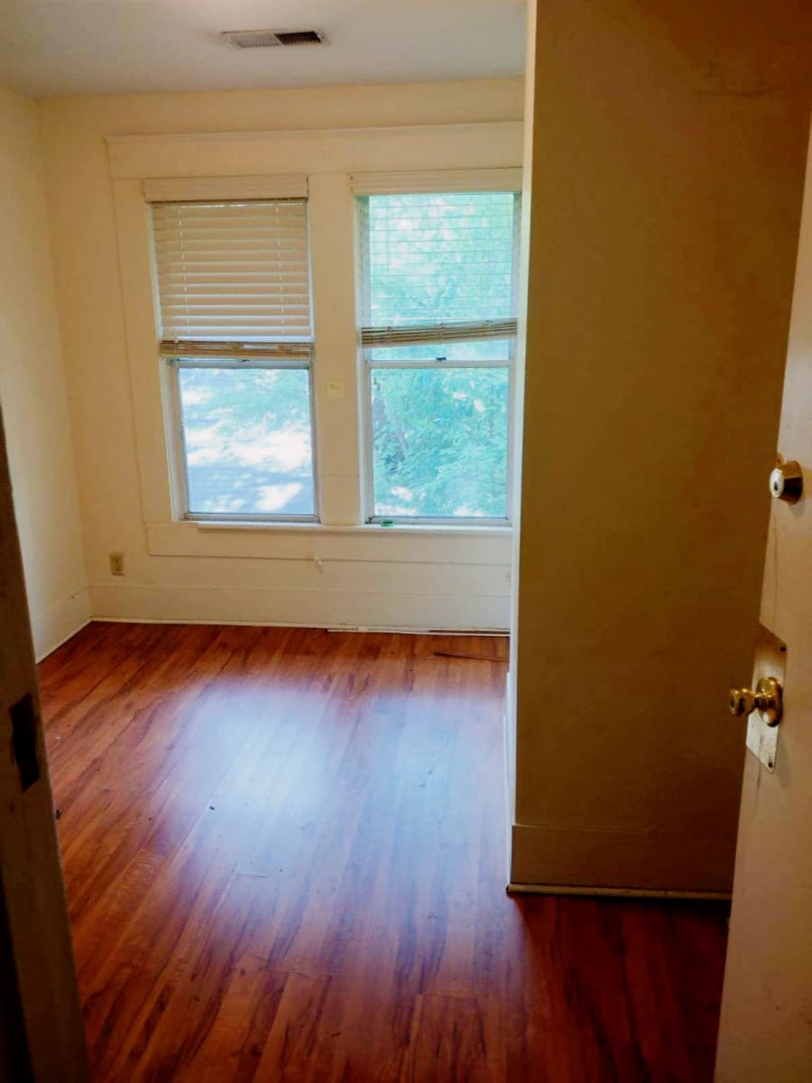 Avondale House image