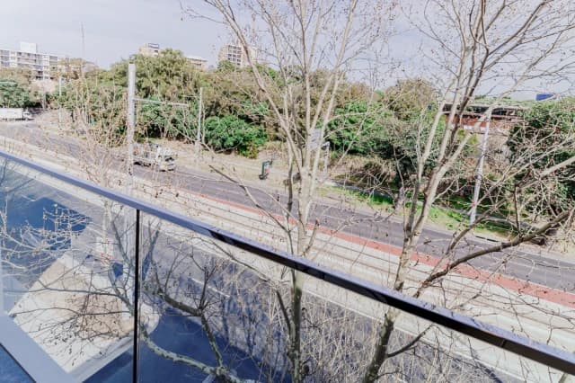 UKO Kensington image 3