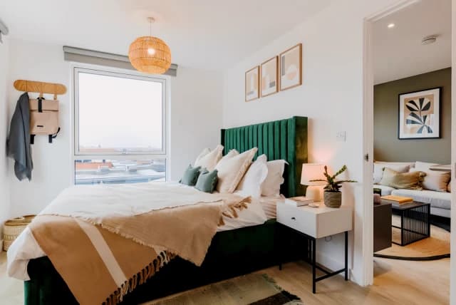 2 bedrooms 2 bathrooms
