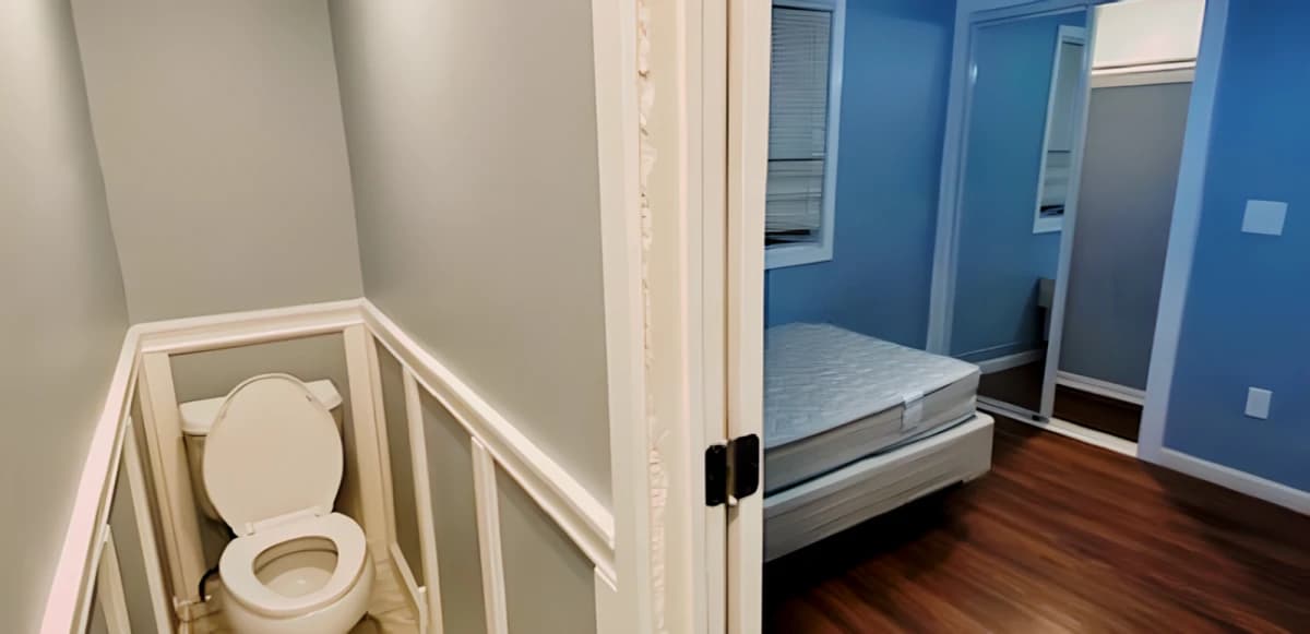 3 Bed 3 Bath Female Roommates