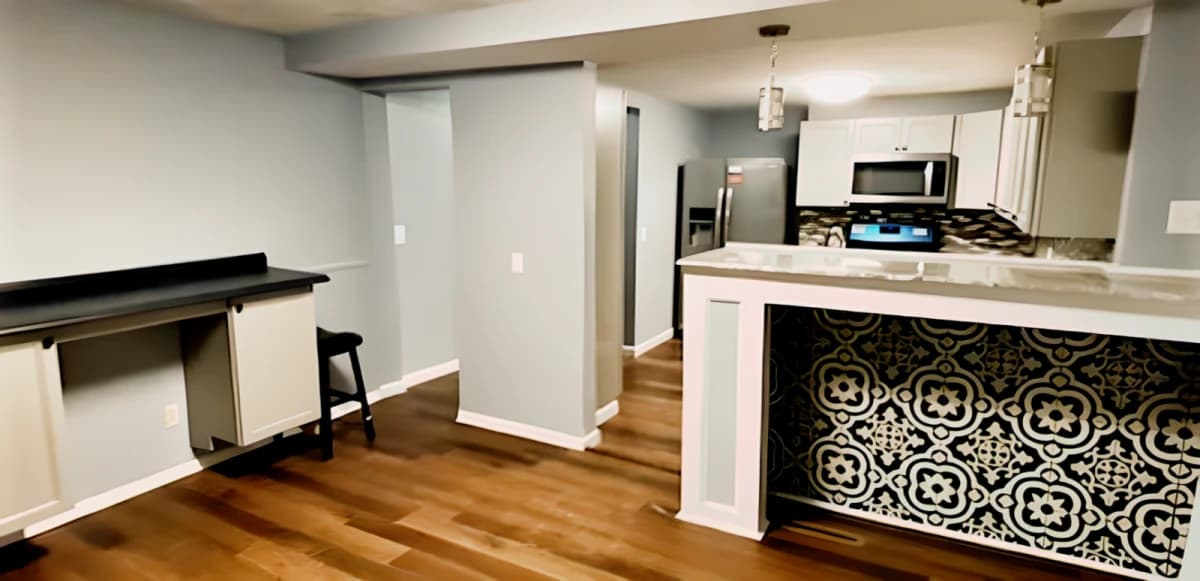 3 Bed 3 Bath Female Roommates