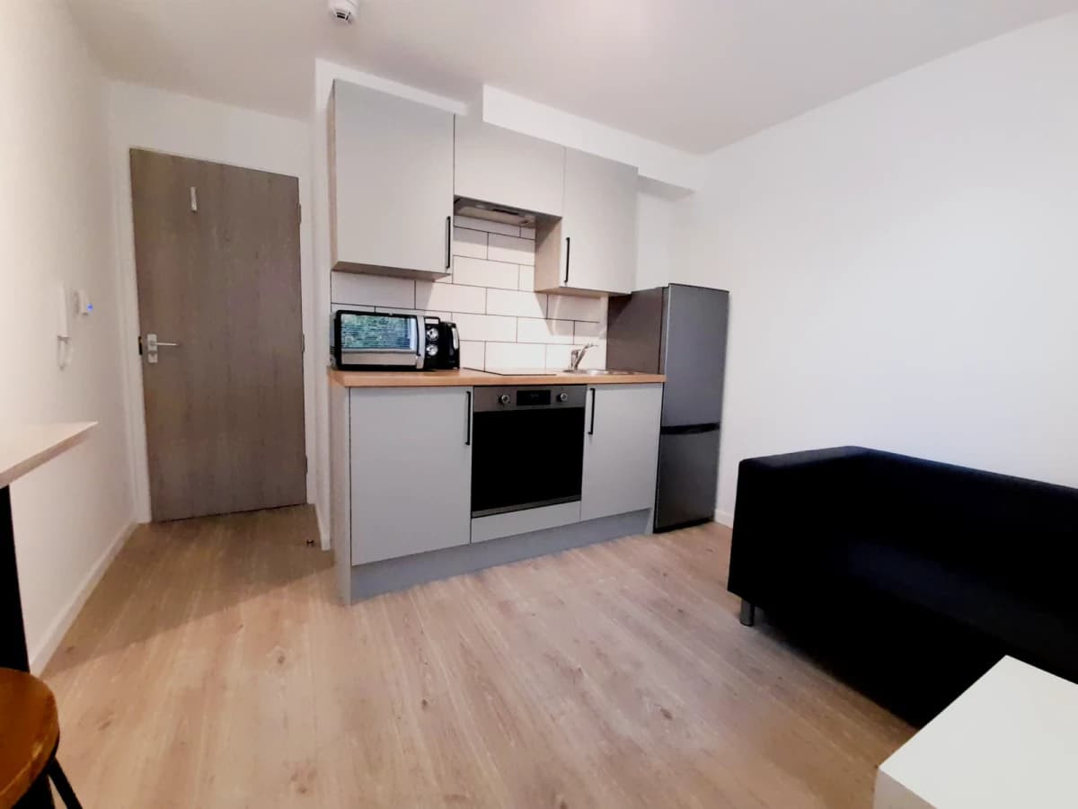 1-Bed Apartment (Flat 3)