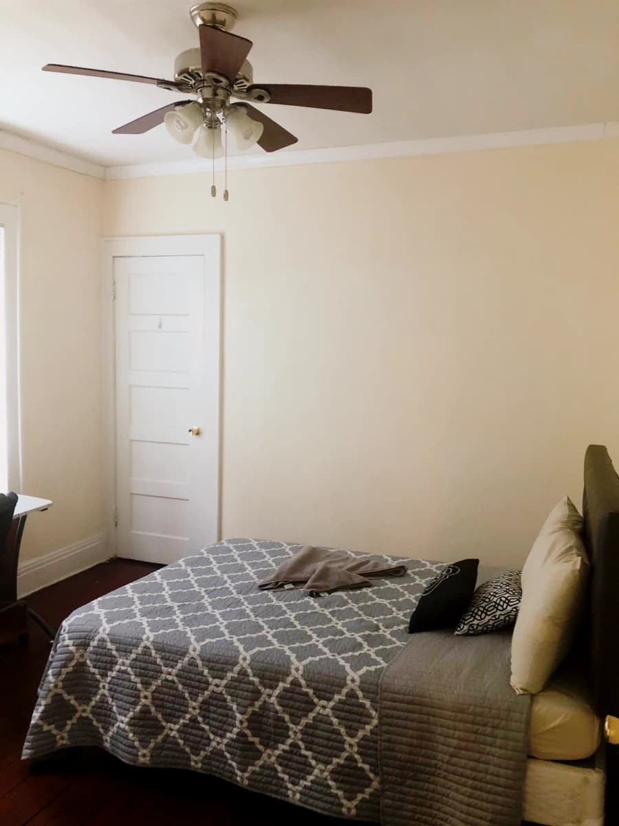1524 East Genesee St Apartment 1 image