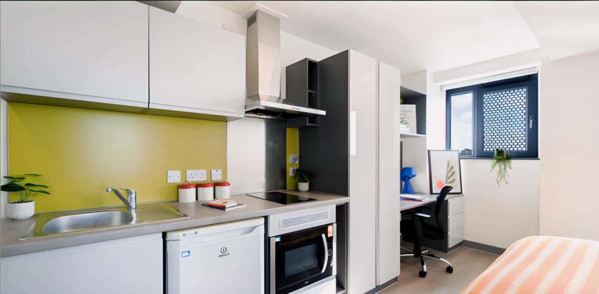 Canvas Capital House image