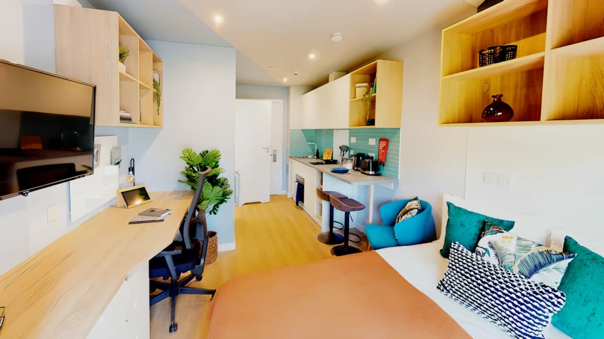 Premium Studio
