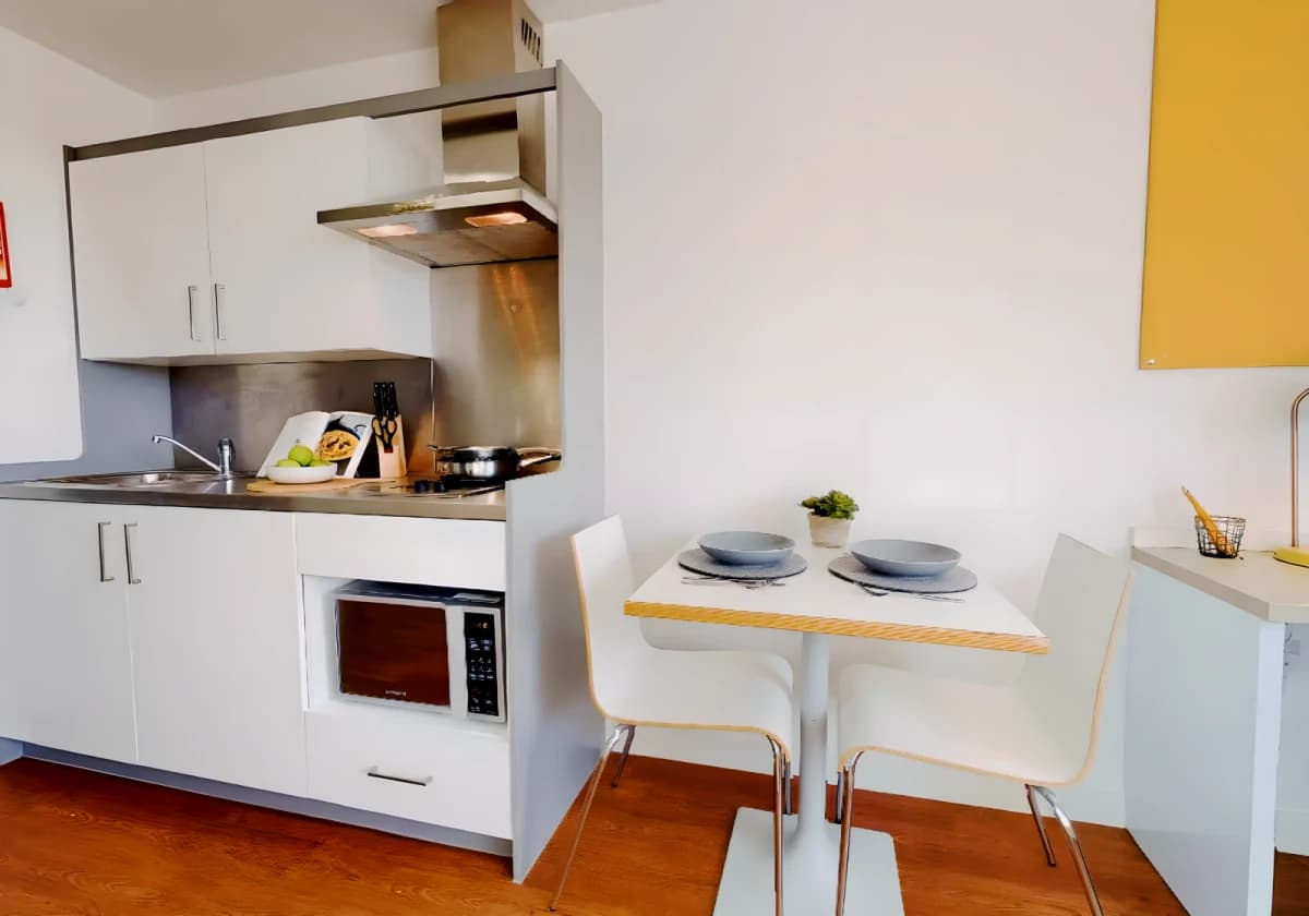 iQ Haywood House image