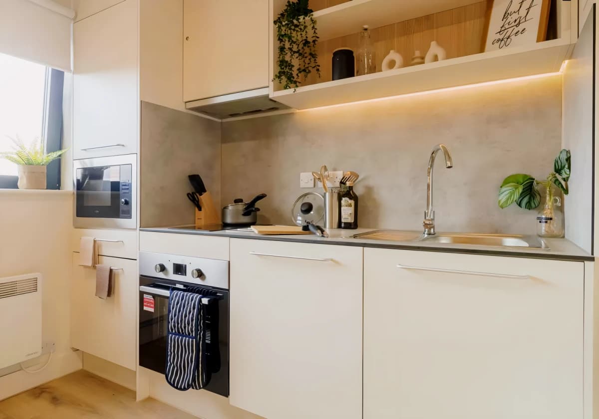 iQ Haywood House image