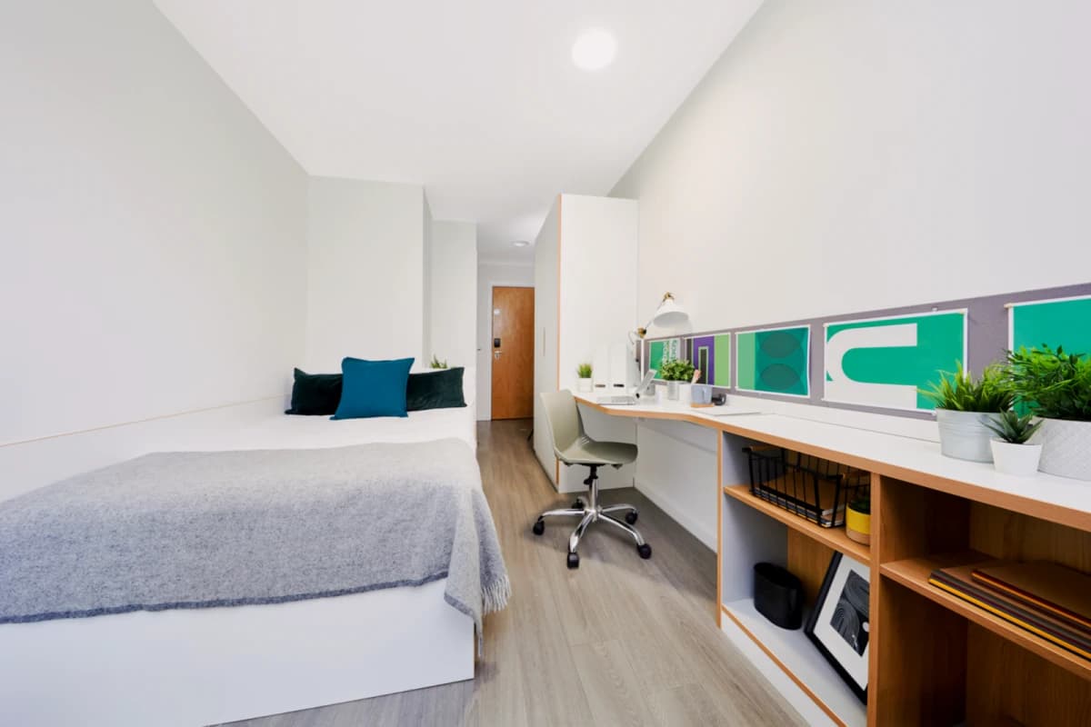 Merlin Heights image