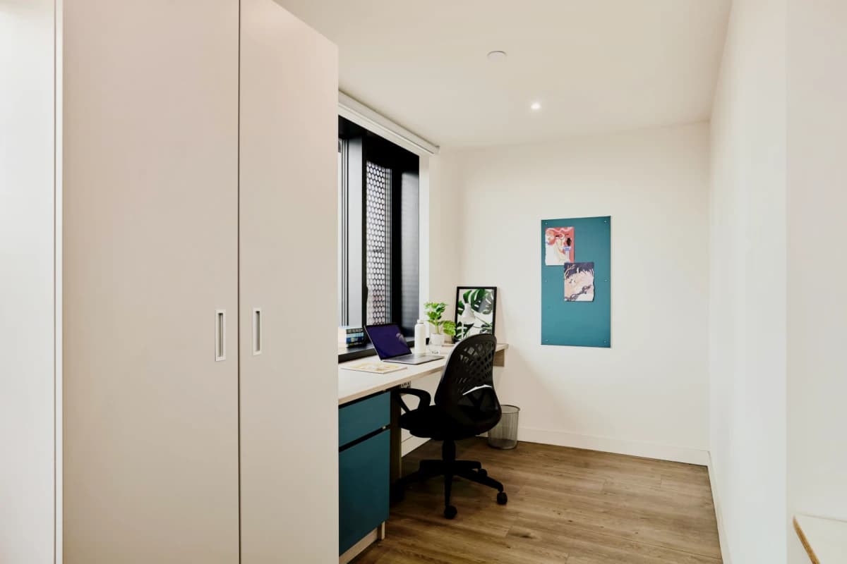 urbanest Battersea image