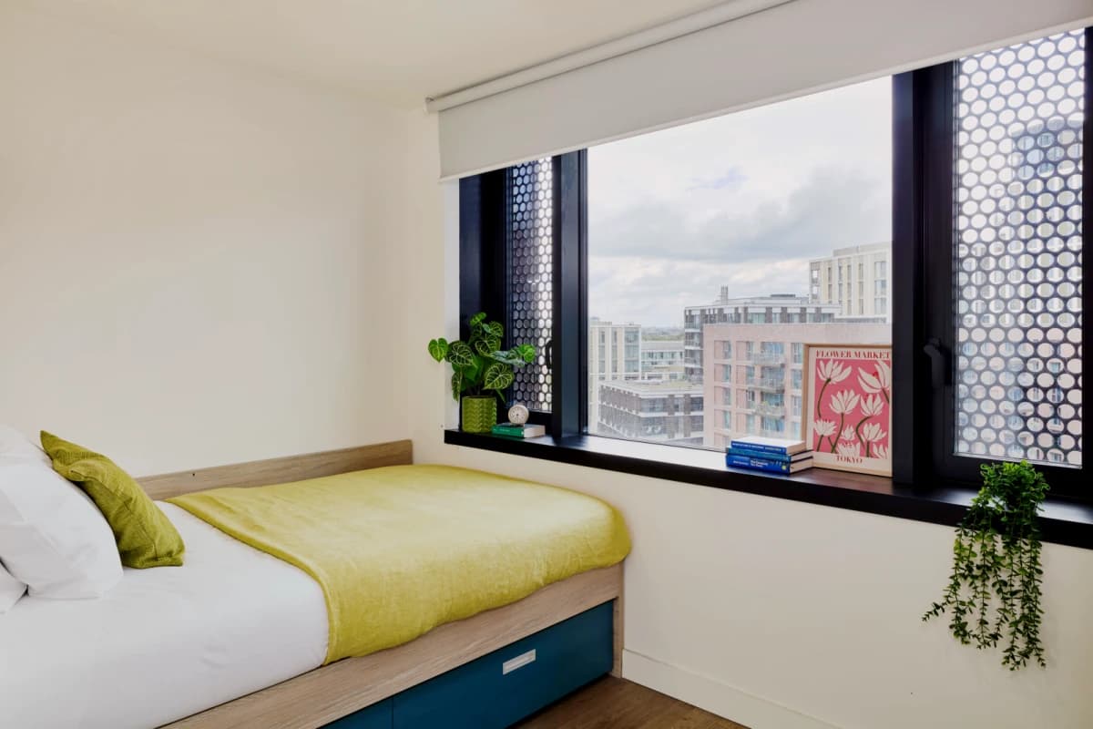 urbanest Battersea image 2