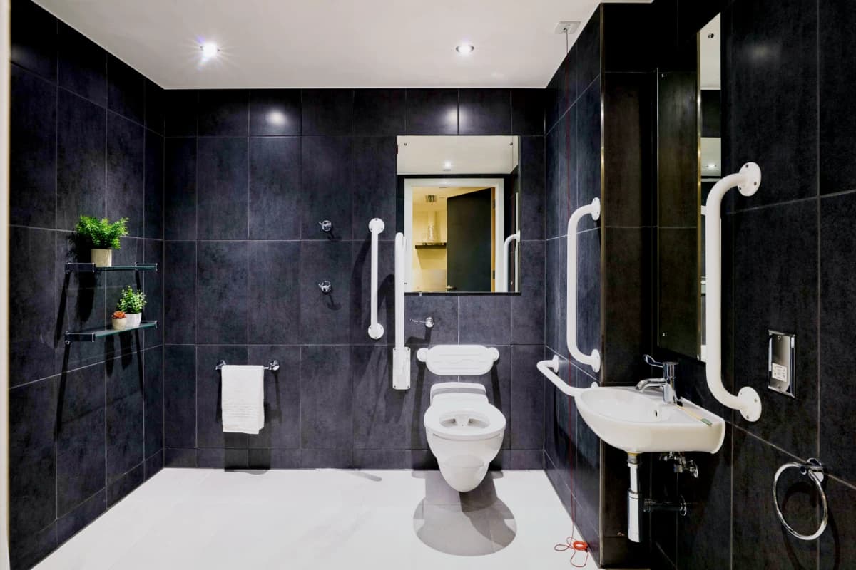 urbanest Battersea image