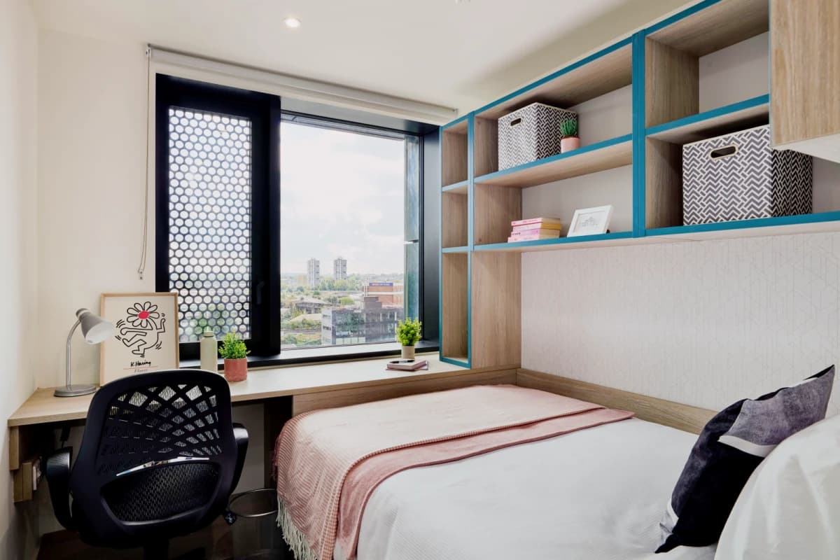 urbanest Battersea image